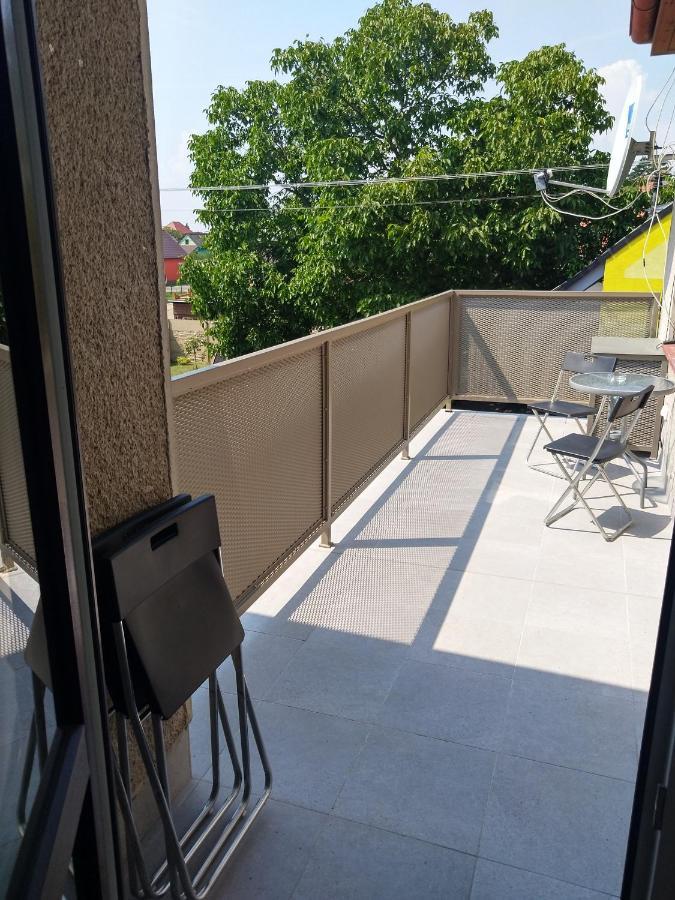 Alisa Apartments Kostomlaty nad Labem Eksteriør billede