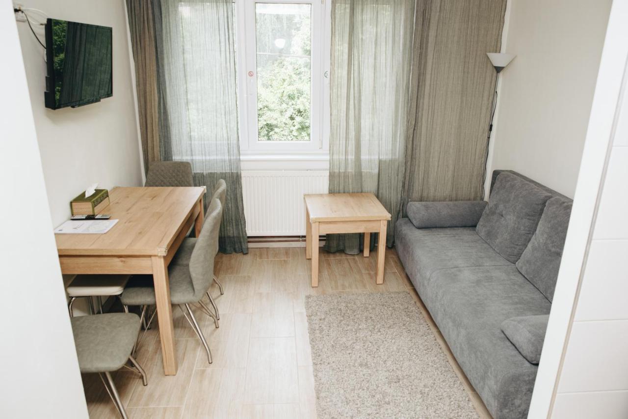 Alisa Apartments Kostomlaty nad Labem Eksteriør billede