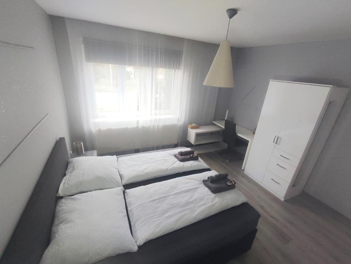 Alisa Apartments Kostomlaty nad Labem Eksteriør billede